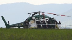 Zranení policajti z havarovaného vrtuľníka sú stabilizovaní, ale v kritickom stave