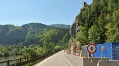 Cestu popod Strečno opäť otvoria, ostatnú však obmedzenia