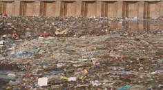 Facka ekológom: Plastové tašky sú vraj oproti bavlneným či papierovým ekologickejšie