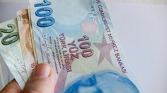 Peniaze z dovolenky si radšej nenoste domov, spôsobíte si len komplikácie