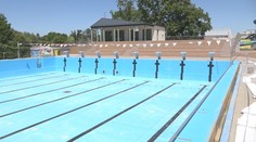 Namiesto tisícov ľudí len dve stovky. Kúpalisko Vadaš je stále zatvorené a turizmus v Štúrove klesol na bod mrazu