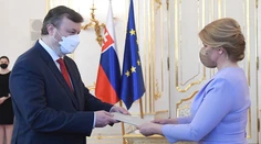 Krajniak je opäť ministrom práce, do rezortu sa rozhodol vrátiť až po rozhovore s Čaputovou