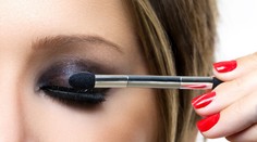 Škola maľovania – ako správne nanášať očné tiene?