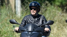 George Clooney mal nehodu. Na skútri sa zrazil s autom