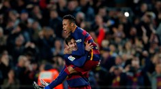 Barcelona otočila so Sevillou a potvrdila pozíciu lídra La Ligy