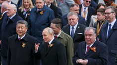 FOTO: Fico sa stretol s Putinom, za návštevu Ruska znejú kritické hlasy od susedov