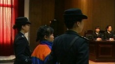 Lekárku, ktorá predávala deti, odsúdili na trest smrti