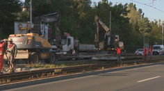 Vajnorská električková radiála sa dočkala. Jeden z najhorších úsekov trate rekonštruujú