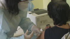 Mnohí ľudia márne čakajú na dokončenie očkovania. Prešvihli tak aj limit na druhú dávku vakcíny
