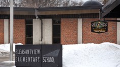 Osemročný chlapec kuchynským nožom zranil troch spolužiakov