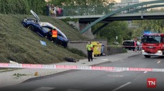 Vodič porsche dostal za usmrtenie matky s kočíkom podmienku. Na súd nedorazil