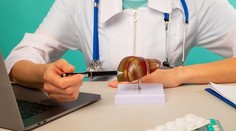 Telo vysiela nenápadné signály. Tieto príznaky môžu naznačovať chorobu jedného z najdôležitejších orgánov