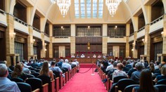 Univerzity v Bratislave si zvolili nových rektorov. Števček porazil Masarika