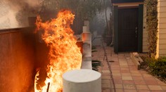 Trump pohrozil zastavením pomoci pre požiarmi sužovanú Kaliforniu