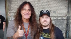 Ťažko by ste hľadali väčšieho fanúšika heavy metalu. Rasťo za svojimi idolmi precestoval kus sveta