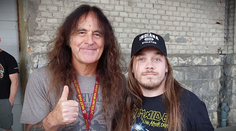 Ťažko by ste hľadali väčšieho fanúšika heavy metalu. Rasťo za svojimi idolmi precestoval kus sveta