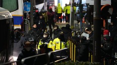 Vyšetrovatelia prišli zatknúť juhokórejského prezidenta Juna