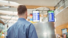 Pokus o vtip mu nevyšiel. Muža po jeho žartoch nepustili do lietadla