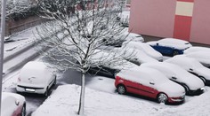 FOTO: Celé Slovensko zahalené do bielej pokrývky. Nasnežilo aj v nížinách