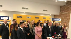 Kandidátnu listinu zverejnila aj strana Za ľudí