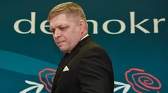 Blaha má Ficovu podporu. Expremiér vraví, že na nápaditejší slovník má poslanec právo