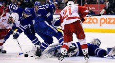Tatar asistoval, Detroit však prehral na ľade Toronta