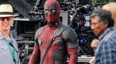 Ryan Reynolds už nakrúca pokračovanie Deadpoola. To je vymakané telo