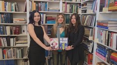 Školský časopis, o ktorý je bitka. Študenti naň čakajú v radoch ako na koncert