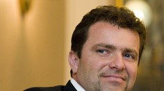 Finančník Patrik Tkáč chce pomôcť Devínu, aby sa dostal z nútenej správy