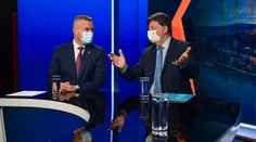 Pellegrini v žiadnom prípade nesúhlasí s povinným očkovaním. Budaj hovorí o ohrození zdravia ľudí