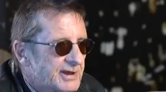 Bubeníka skupiny AC/DC obvinili z pokusu zariadiť vraždy
