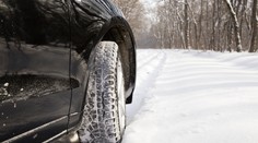 Používanie neutrálu a ručnej brzdy v zime? Spýtali sme sa, ako to je