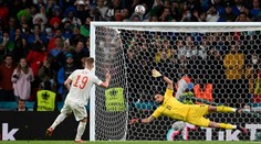 Taliani po penaltovej dráme postúpili cez Španielsko do finále ME