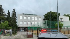 Polícia nenašla ani jednu bombu. Vo štvrtok však bude kontrolovať okolie škôl
