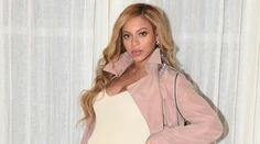 Beyoncé ukázala tehotenské bruško. Poriadne sa zaguľatila