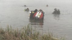 Potápači v poriadnej zime čistili plesá. To, čo tam našli ich poriadne prekvapilo