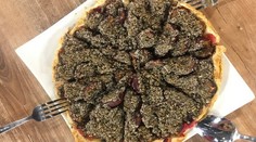 Slivkovo makový tart