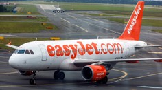 Cestujúcich vystrašil dym na palube. V Rakúsku núdzovo pristálo lietadlo EasyJet