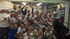 FOTO a VIDEO zo šatne: Takto sa naši chalani tešili z postupu!