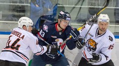 Neskutočný Štepáněk podržal odhodlaný Slovan. Amur - Slovan 2:3