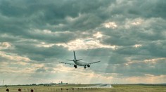 V Burgase zišlo z dráhy pri pristávaní lietadlo českej spoločnosti