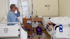 Bioetik: Lekári, ktorí rozhodujú, koho napoja na prístroj sa nehrajú na bohov. Cítia sa ako posledné psy