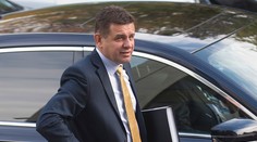 Opitý minister Sólymos vyčíňal v centre Bratislavy, zadržala ho polícia. Oháňal sa funkciou