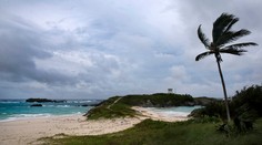 Na Bermudy smeruje silný hurikán štvrtej kategórie Nicole