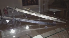 Veľká krádež v Trenčianskom múzeu: Zmizlo takmer 250 historických zbraní