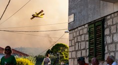 Ďalší veľký požiar v Chorvátsku. Hustý dym vystrašil aj turistov z neďalekej známej destinácie