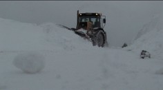 Na Orave ich zavalilo snehom. Miestami napadlo aj meter