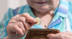Starobní dôchodcovia dostávajú o 11 eur vyšší dôchodok ako pred rokom