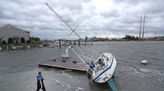 Hurikán Lorenzo zasiahol Azorské ostrovy a smeruje do Írska