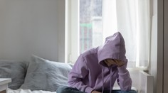 Znaky puberty vykazujú už aj 7-ročné dievčatá a vek dospievania stále klesá. V hre sú tri možné príčiny